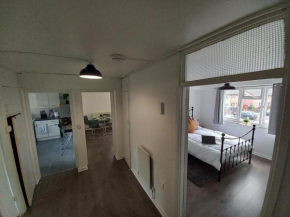 Derby City Apartment with free parking